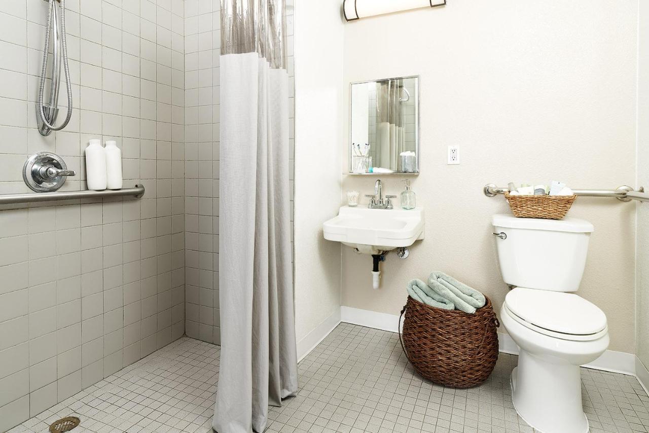 Intown Suites Extended Stay Chesapeake Va - I-64 Crossways Blvd 외부 사진
