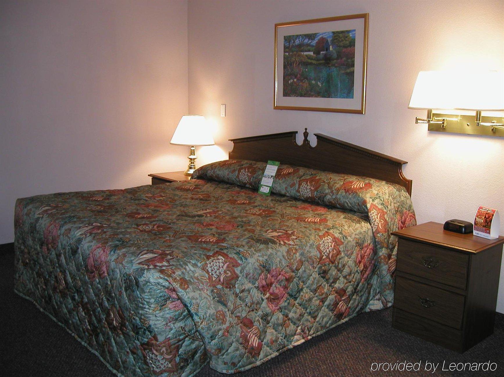 Intown Suites Extended Stay Chesapeake Va - I-64 Crossways Blvd 외부 사진