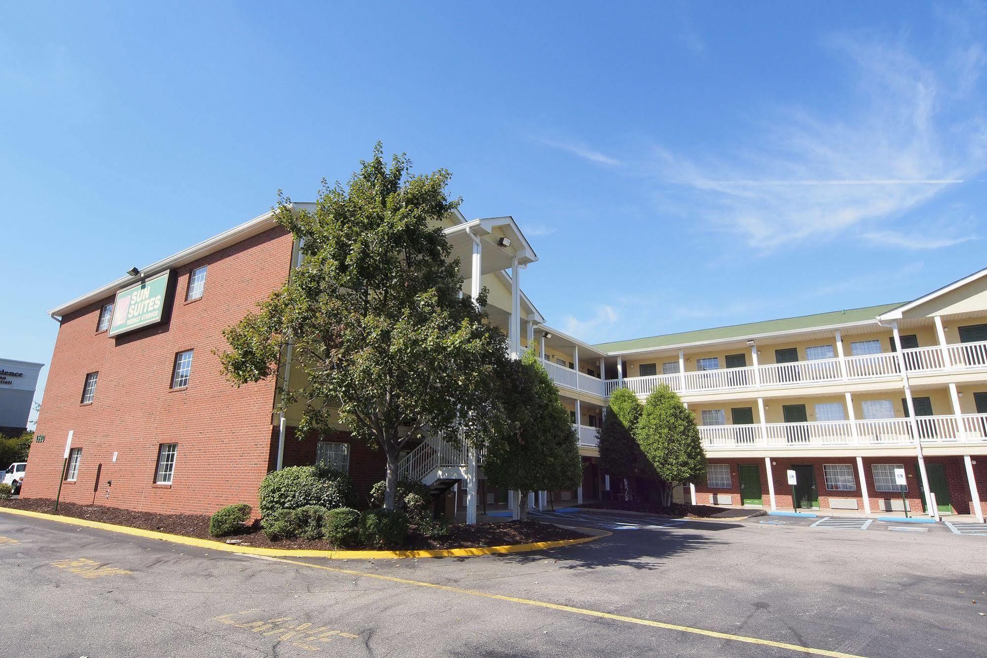 Intown Suites Extended Stay Chesapeake Va - I-64 Crossways Blvd 외부 사진