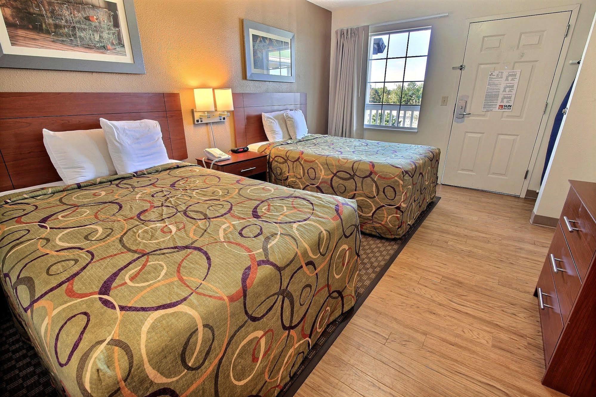 Intown Suites Extended Stay Chesapeake Va - I-64 Crossways Blvd 외부 사진