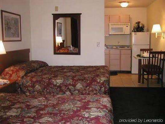 Intown Suites Extended Stay Chesapeake Va - I-64 Crossways Blvd 외부 사진